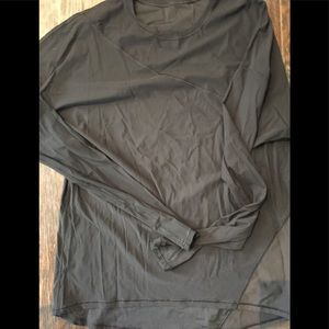 Lululemon NWOT size 6